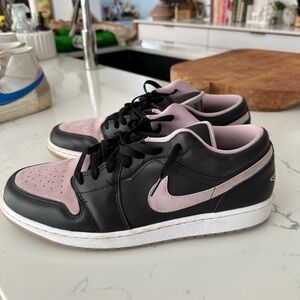 NIKE Jordan AJ 1 Low Men’s 14 Vintage Leather Sneakers, Pre Owned